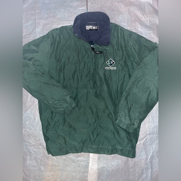 Vintage windbreaker green Las Vegas On Tour size medium - Picture 1 of 5